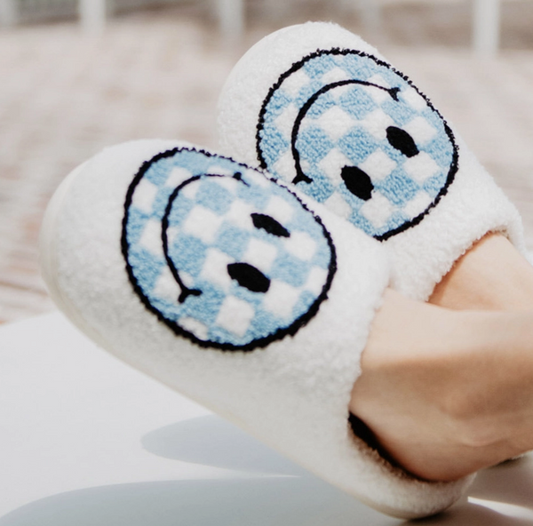 Light Blue Checkered Pattern Happy Face Slippers
